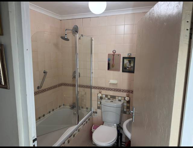 2 BEDROOM SECTIONAL TITLE FOR SALE IN MALVERN